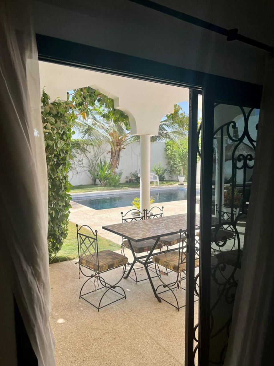 La Baraka, Extravagant Villa For 8 With Pool In Saly Gandigal Экстерьер фото